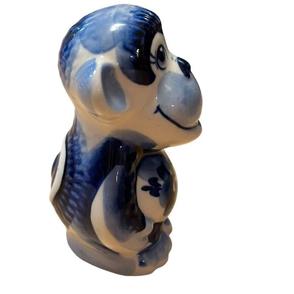 Vintage Russian Gzhel Monkey Figurine Сhinese Horoscope Porcelain MONKEY #0128 - Picture 3 of 6